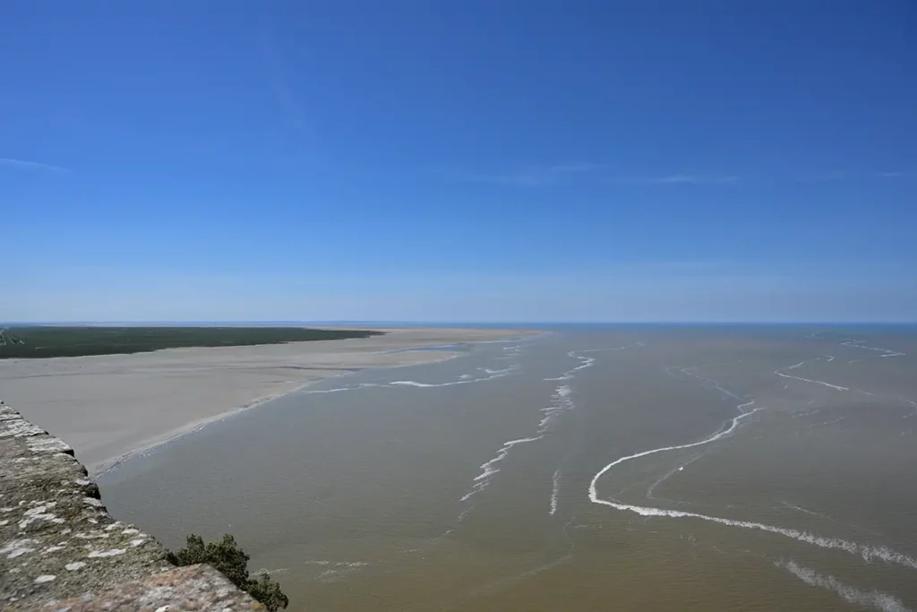 baie vue du mont msm Vue sur la baie depuis le Mont-Saint-Michel