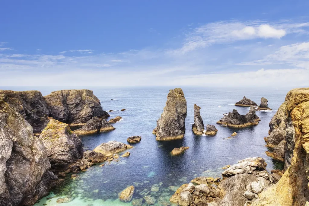 Belle-Île-en-Mer au large du Morbihan accessible depuis le Camping Domaine du Morbihan