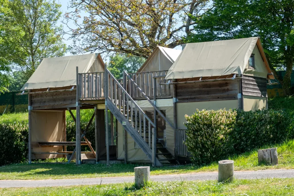 nid cdl Hébergement insolite Le Nid du Camping Les Coteaux du Lac